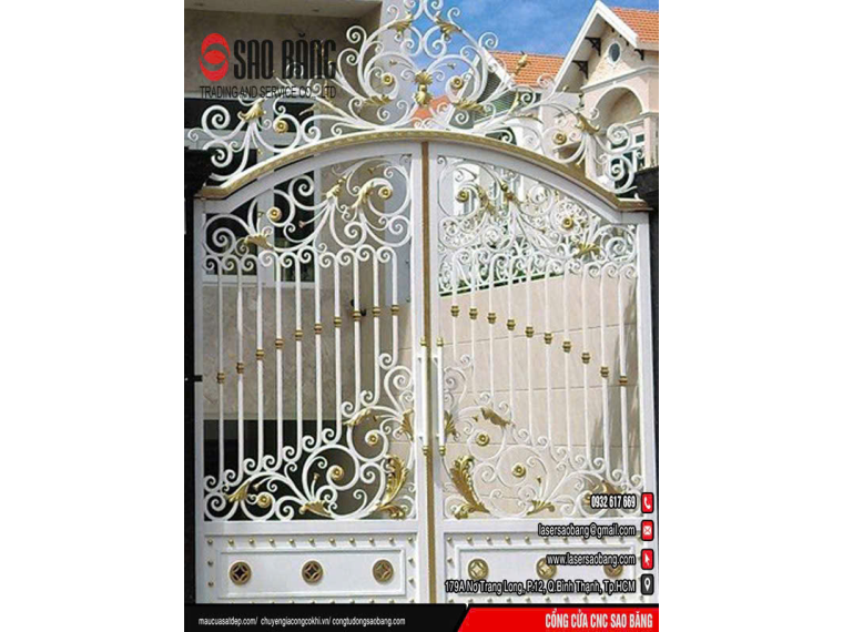 CỬA CỔNG 2 CÁNH CỔ ĐIỂN