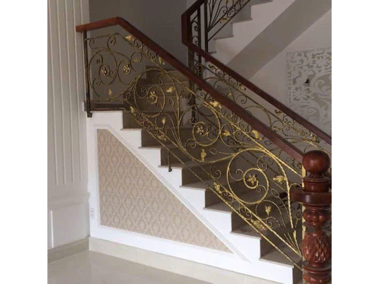 CẦU THANG SẮT MỸ NGHỆ