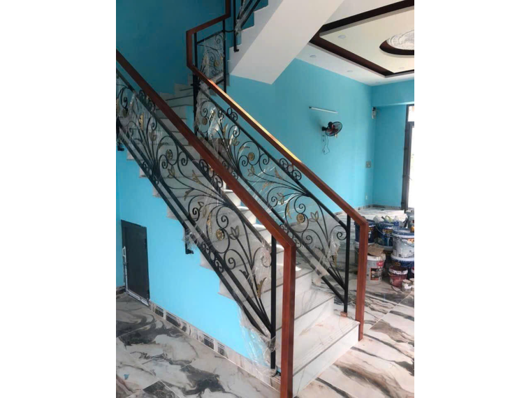 CẦU THANG SẮT MỸ NGHỆ