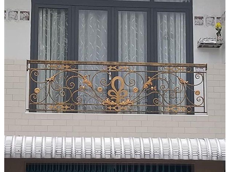LAN CAN TRONG NHÀ