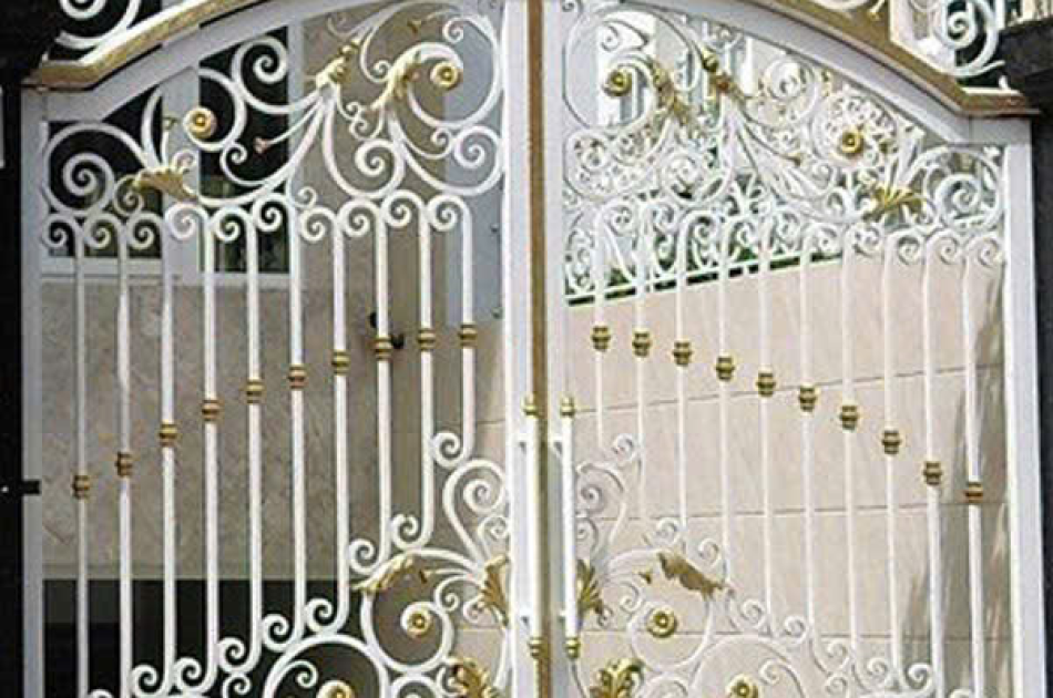 CỬA CỔNG 2 CÁNH CỔ ĐIỂN