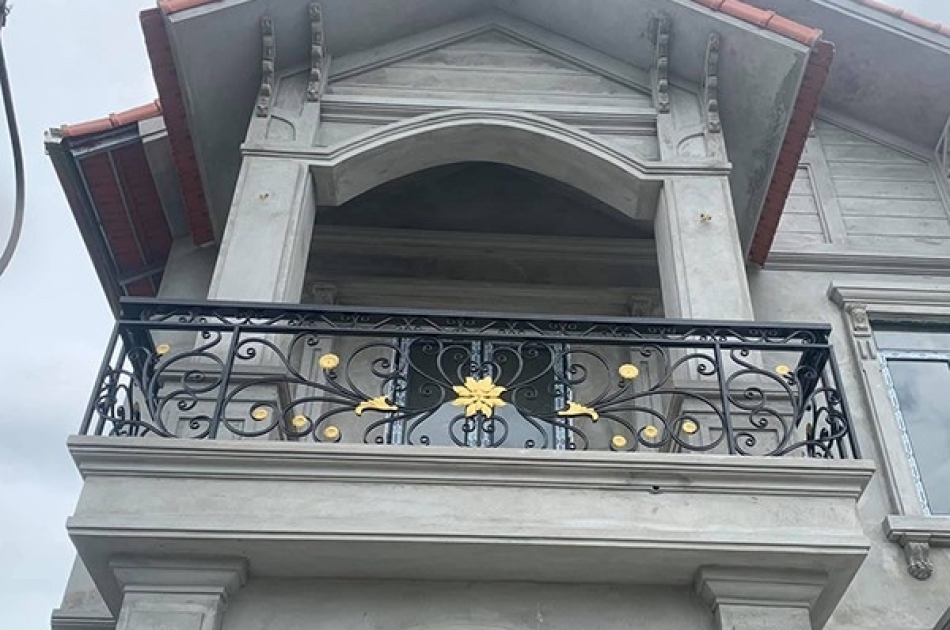 LAN CAN SẮT MỸ THUẬT