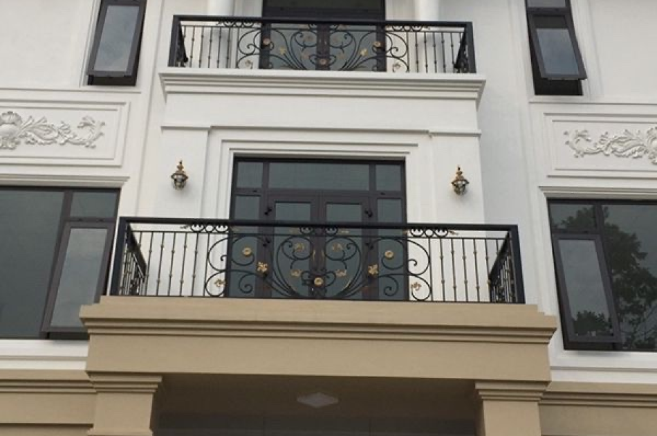 LAN CAN SẮT MỸ THUẬT