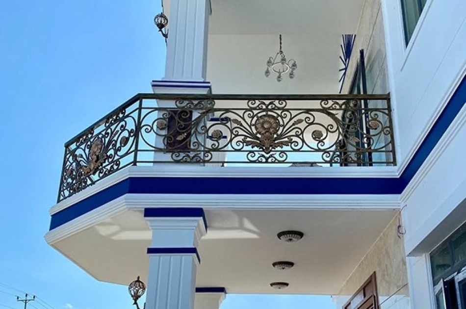 LAN CAN SẮT MỸ THUẬT