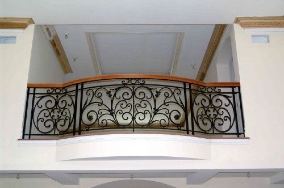LAN CAN SẮT MỸ THUẬT